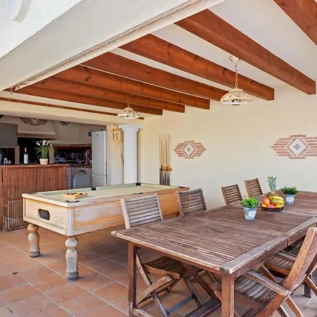 Spacious Mountain View * Calp